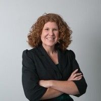 Erin Lee Schneider