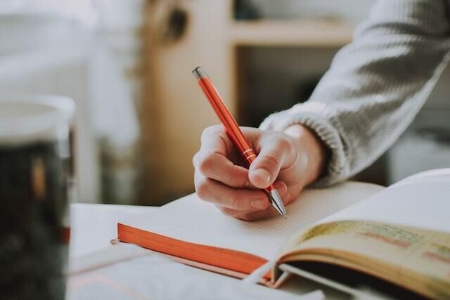 How Journaling Leads to a More Altruistic Life