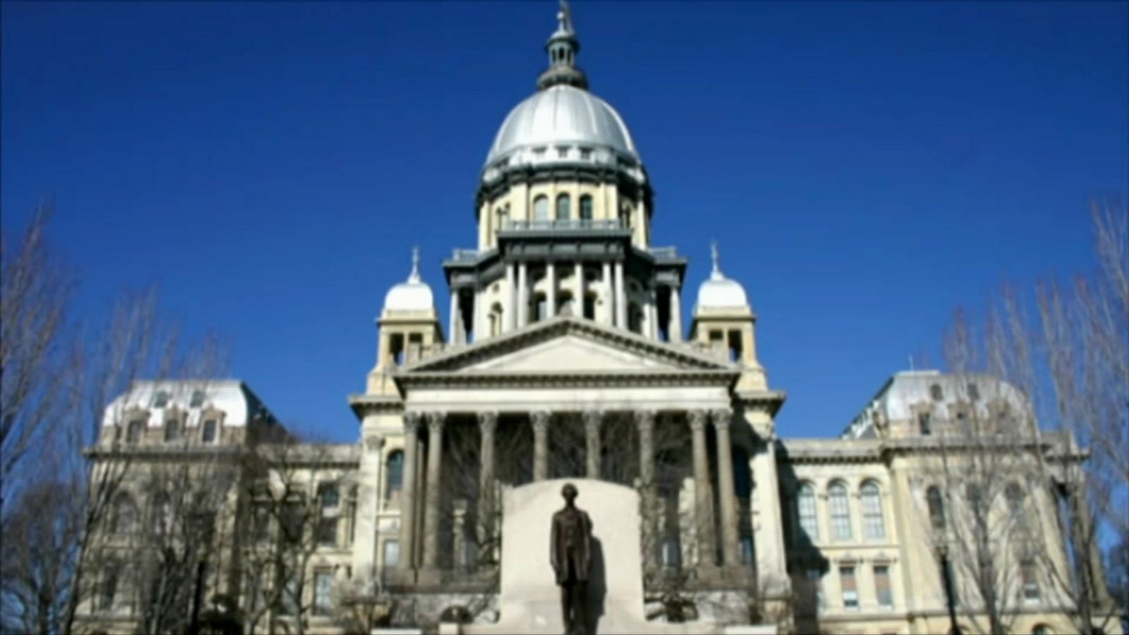 State Capitol building in Springfield Illinois