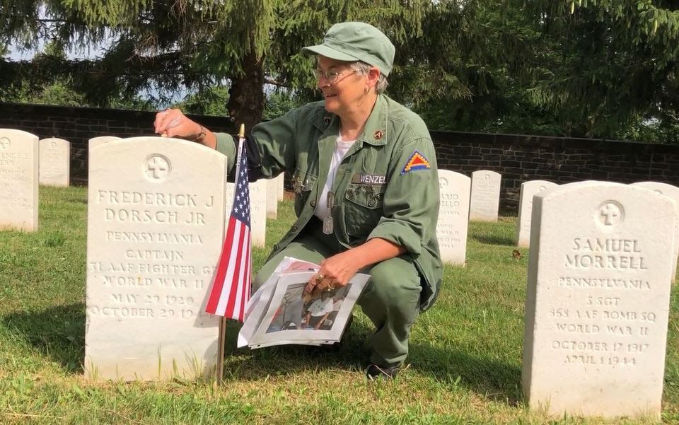 WWII Veterans In Gettysburg National Cemetery