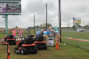 2016 Lawn Mower Race 