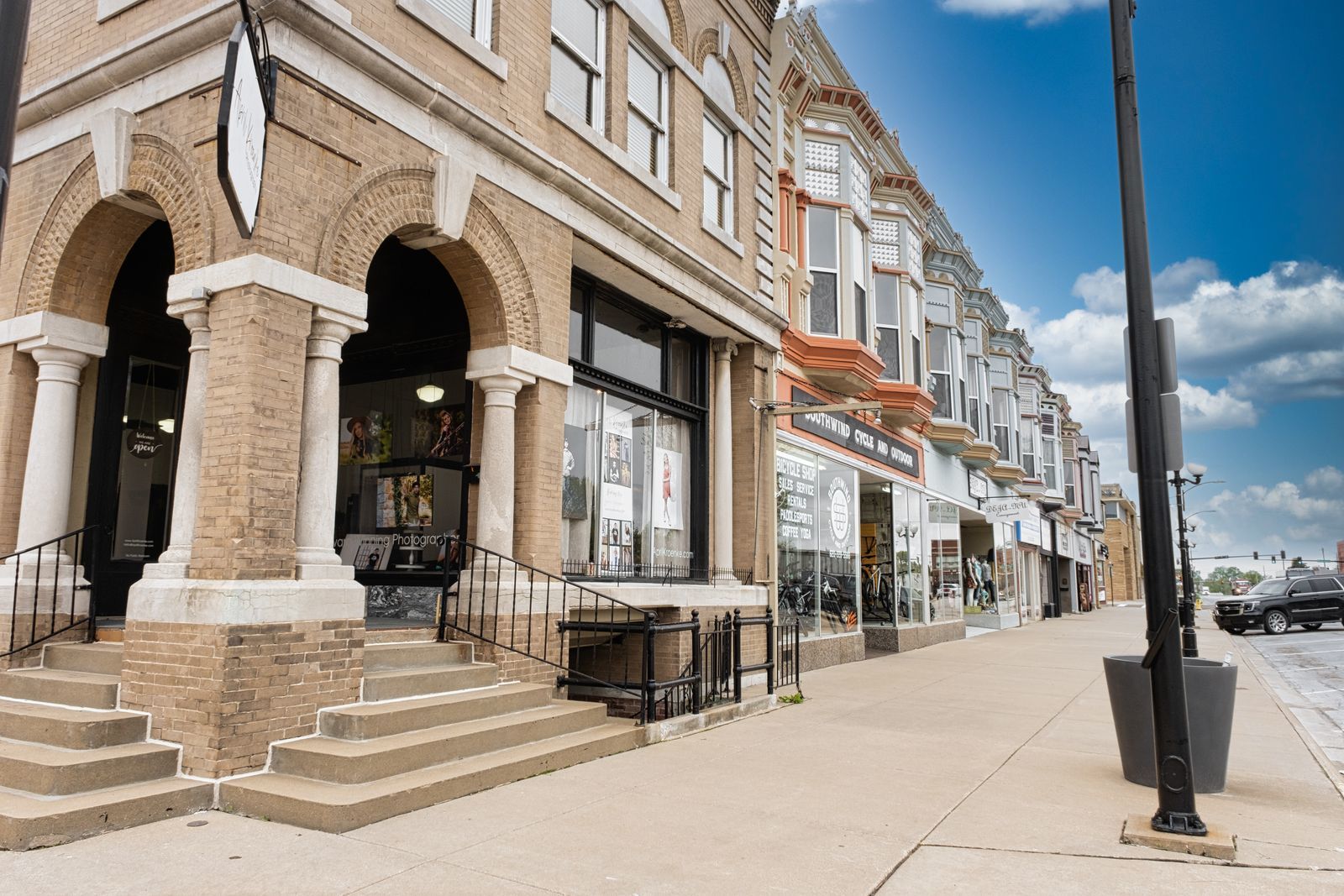 Iola Area Chamber of Commerce & Tourism