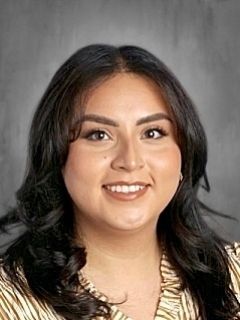 Esmeralda Huizar '16