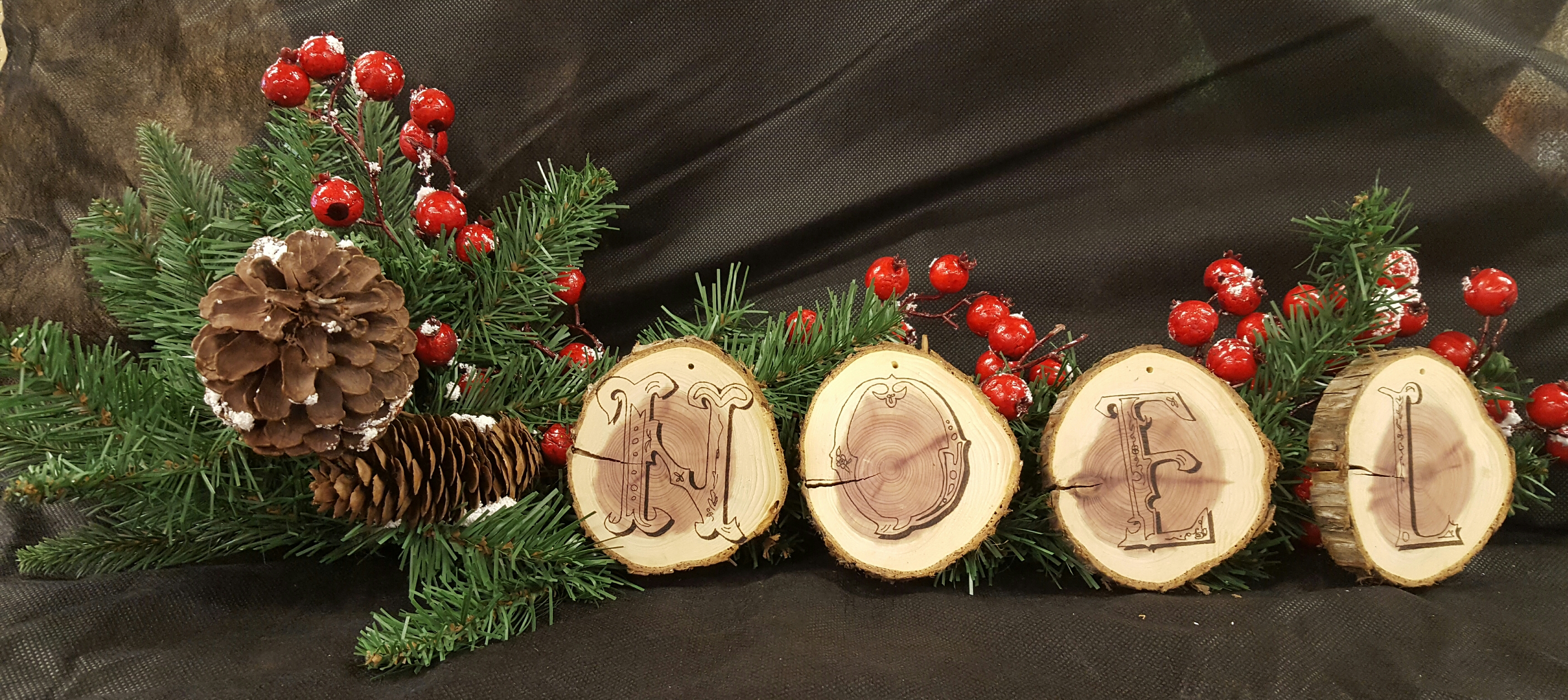 Noel centerpiece