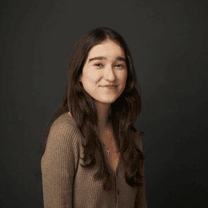 Amelia Woolley-Larrea