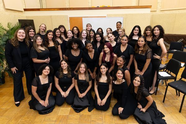 High School PCI students pose with Seraphic Fire artists before the 2025 Professional Choral Institute culminating concert.