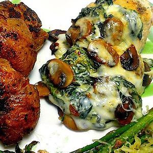 Spinach Mushroom Smothered Chicken