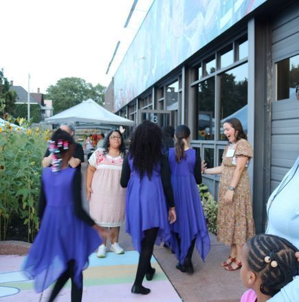 Inner-City Neighborhood Art House