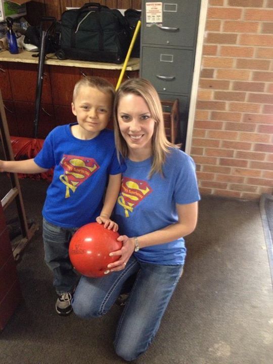 Sporting their Sammy shirts at the bowling alley! Thank you Nipp family!