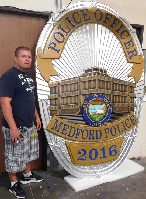 PP-1240 - Large Carved Wall Plaque of the Police  Badge of  the City of Medford, Oregon, 3D Artist Painted