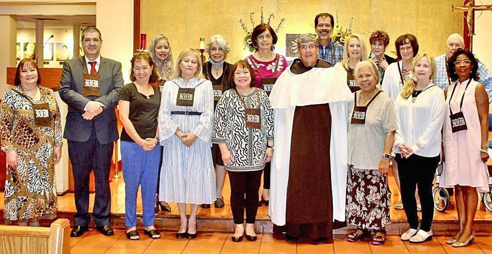Parishes celebrate ‘Carmel feast day’ with investiture and enrollment