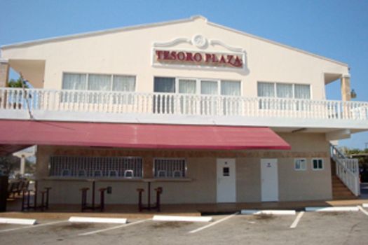 Tesoro Plaza