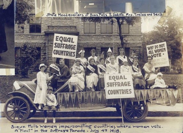 Donate | Women's Suffrage