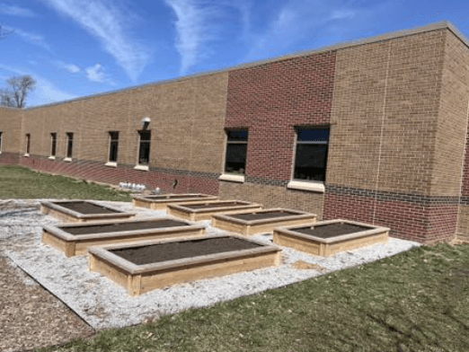 Heritage Elementary Expands Outdoor Classroom