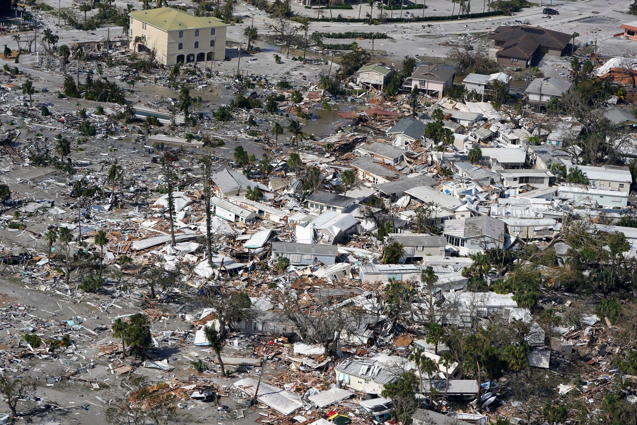 Southwest Florida looks like a war zone in the aftermath of Hurricane Ian.