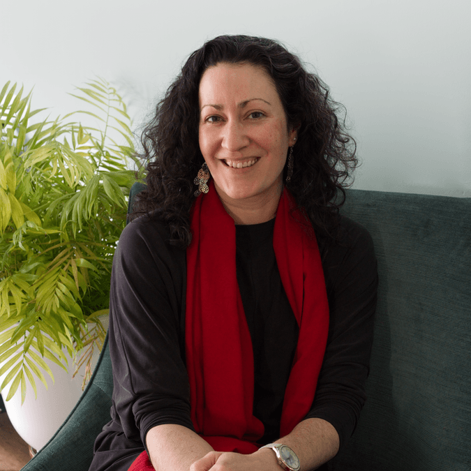Elisabeth Ortiz, Administrative Assistant