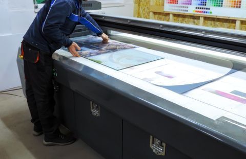 How can a Flatbed UV Printer increase your Business Potential?