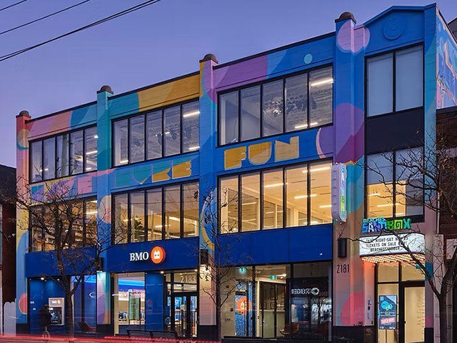 Exterior of Beaches Sandbox building.