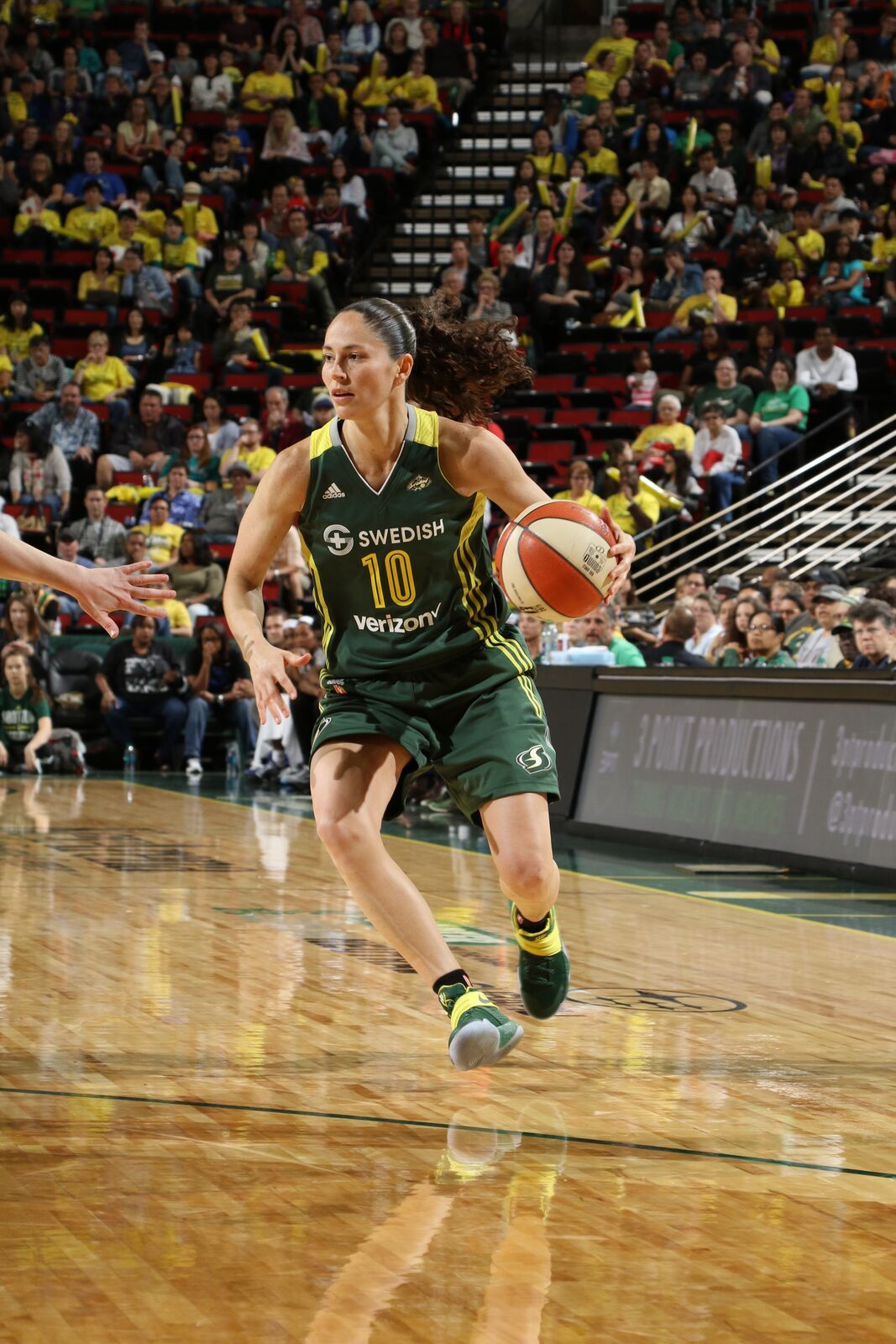 Sue playing with Seattle Storm.