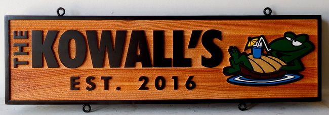 I18963 - Sandblasted Cedar Wood Residence Name Sign "Kowall's" , with a Frog as Art