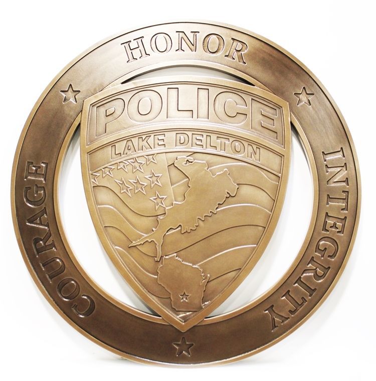 PP-2046 -  Carved 3-D Bronze-Plated HDU Plaque of the Shoulder Patch  of the Police of Lake Delton, Wisconsin 