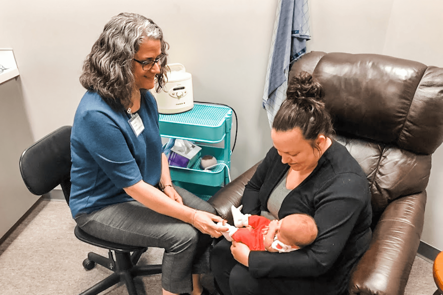 Breastfeeding Consultations : Consultations : MilkWorks