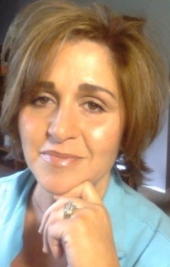 Read Tena Roberto's Story