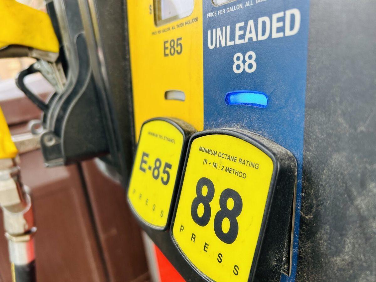 gas pumps including unleaded 88
