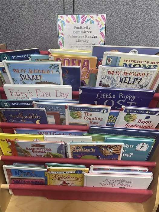 Tolono Library Helps Volunteer Readers