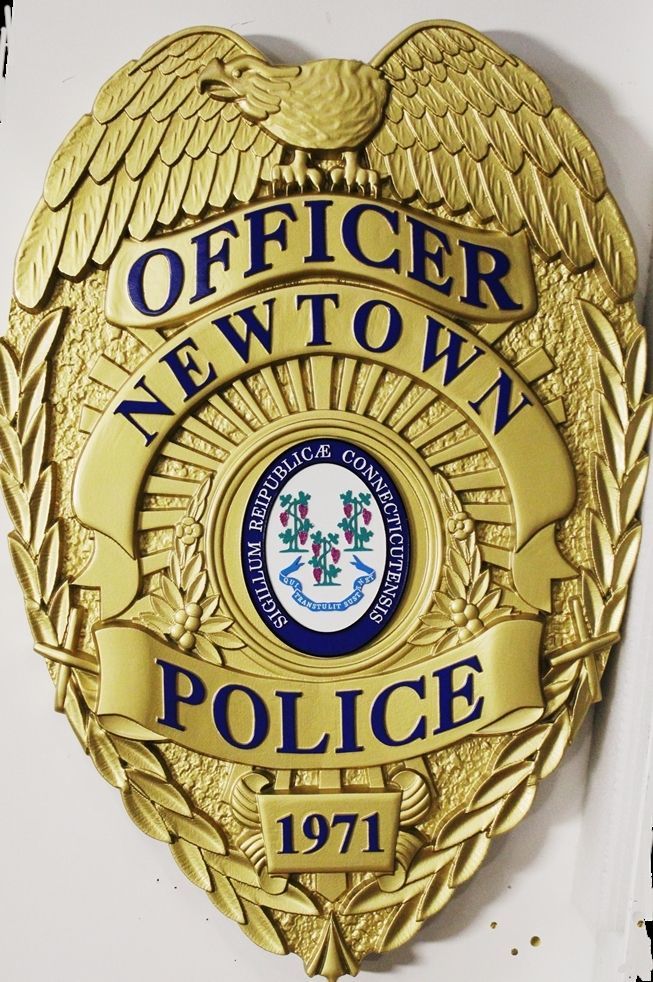 PP-1471 - Carved 3-D Plaque of the Badge of a Police Officer of the City of Newtown, Connecticut