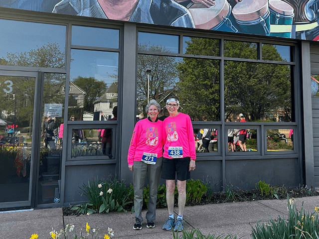 Sisters complete Art & Sole 5K