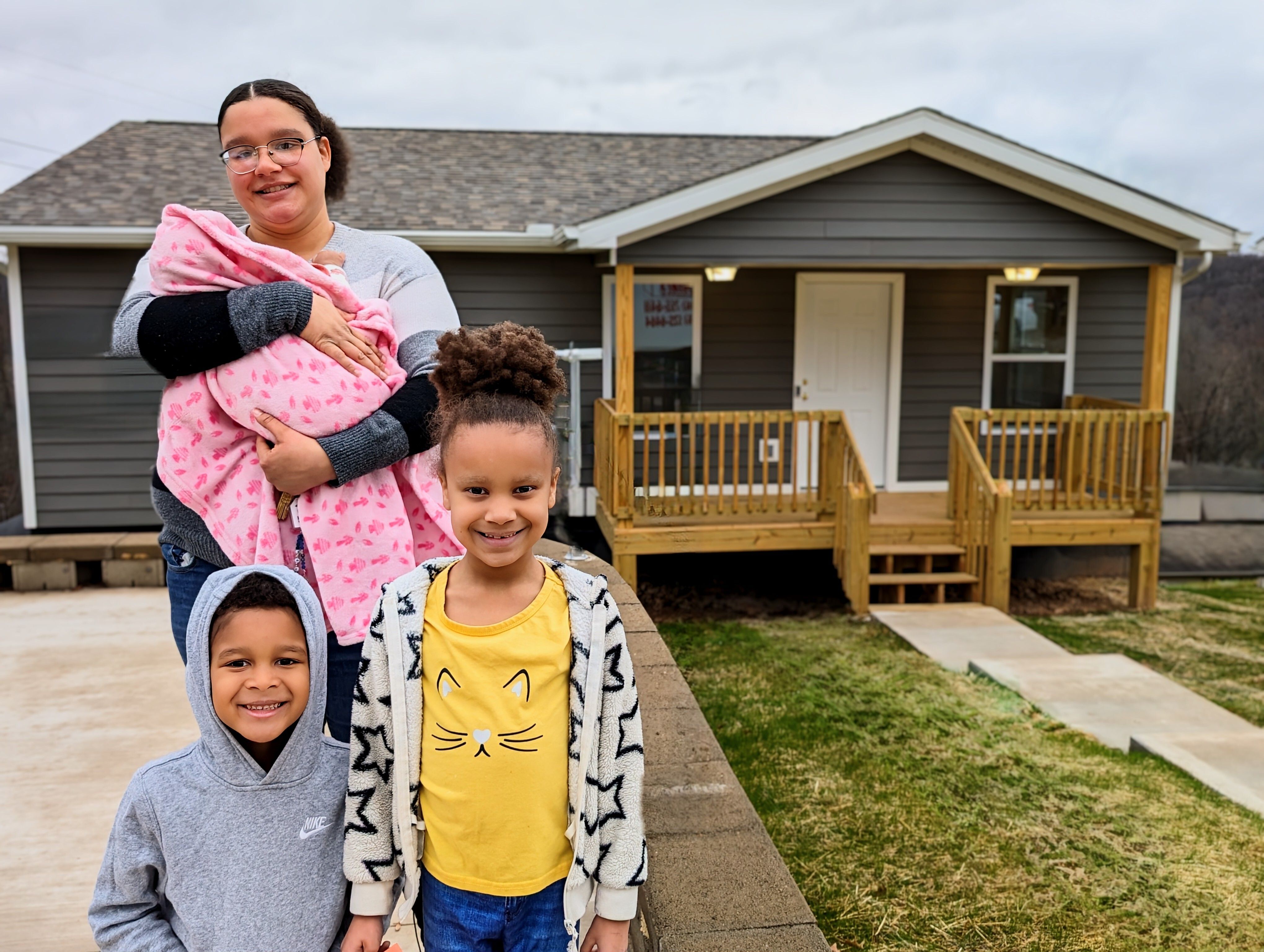 Cheyenne, alongside her children, received the keys to their new home this week, just in time for the holidays.