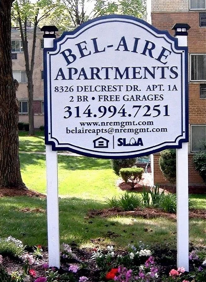 K20229 -Carved 2.5-D HDU Entrance and Address  sign for the "Bel-Aire Apartments" , mounted on Two Posts