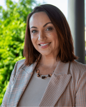 Nina Reese '17, Chair