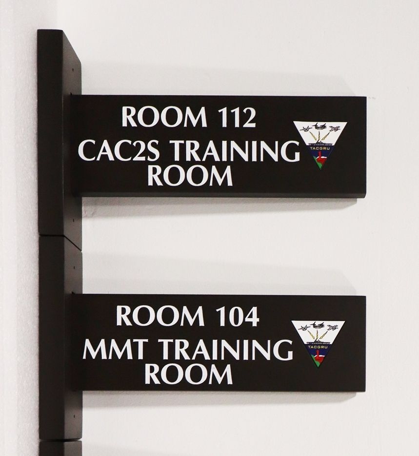 LP-9104 - Directional Signs Mounted on a Post