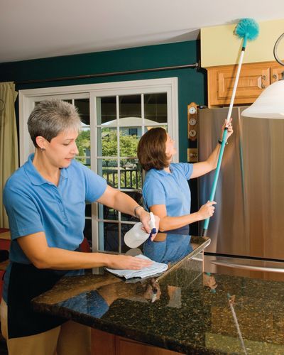 Maid To Please residential cleaning service in Lincoln, NE performing maid service duties.