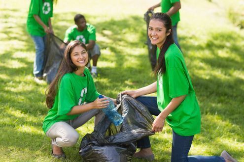 youth volunteers in action