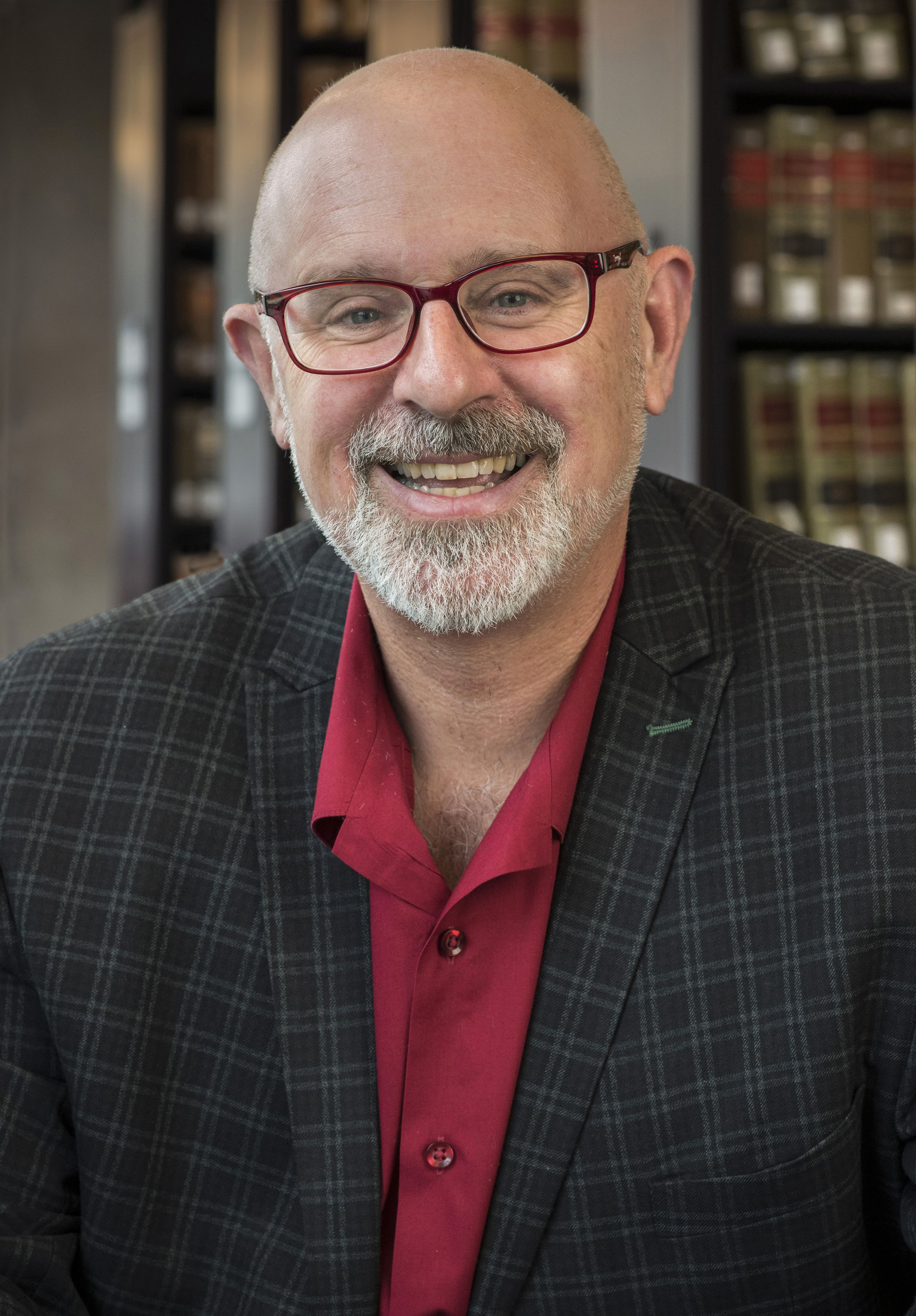 Professor Tom Ginsburg featured speaker at Annual Conference for Teachers