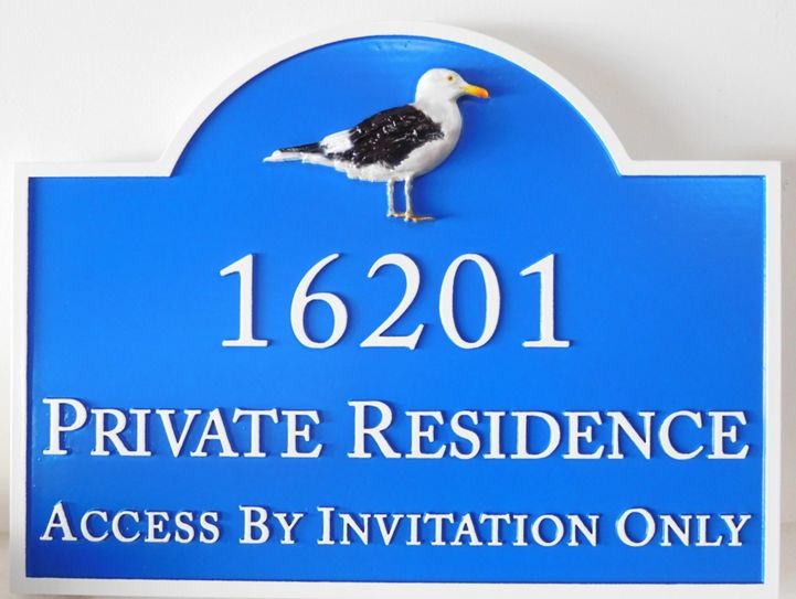 L21653 - Seashore Home Address Sign with a Carved 3D Standing Seagull as Art. 