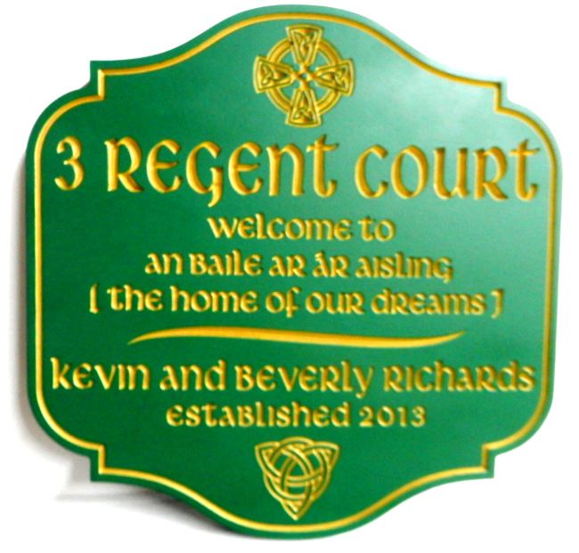I18402 - Elegant Green & Gold Engraved Irish Welcome & Address Sign, with Irish Symbols (Celtic Cross and Knot)  and Text