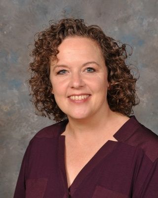 Andrea Stewart ('90)
