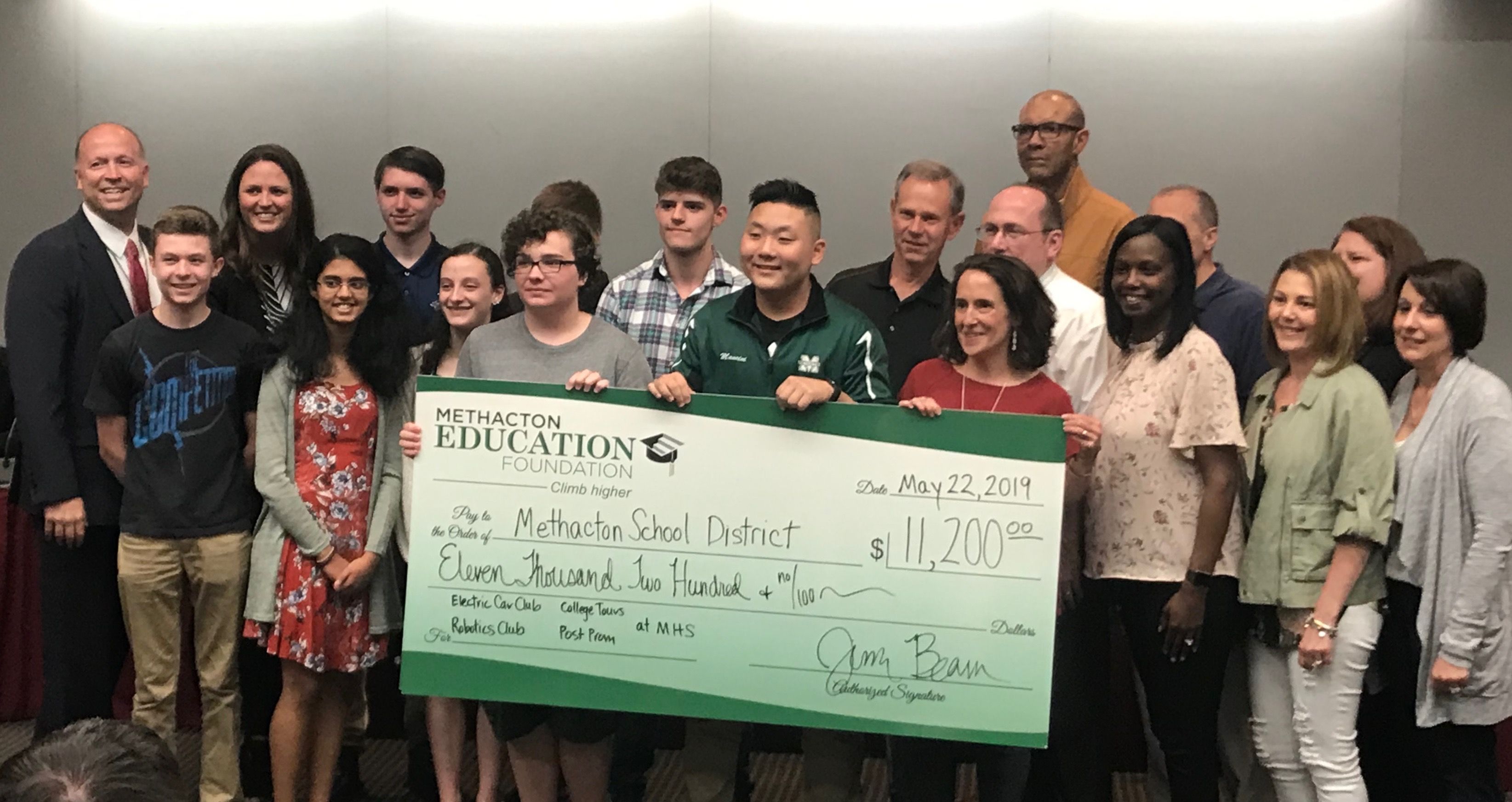 Foundation Awards $11,200 for High School Grants