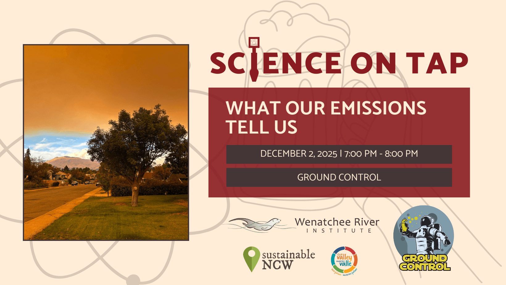 Photo of smoky skies over a Wenatchee neighborhood with large trees. 