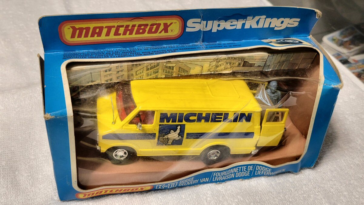 Matchbox Superkings Dodge Michelin Delivery Van - 1:48 scale