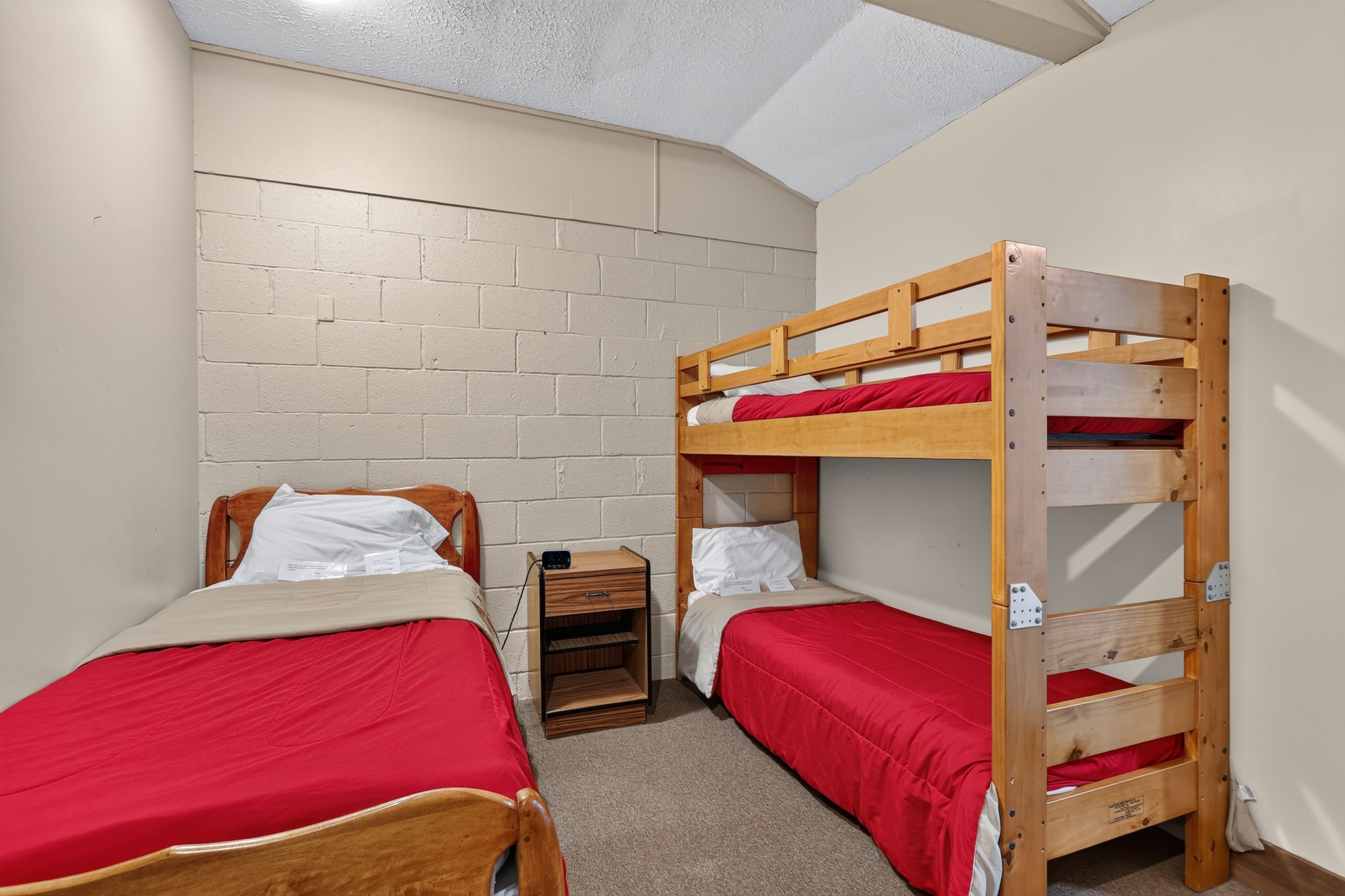 Room 5 - Two Twin Beds