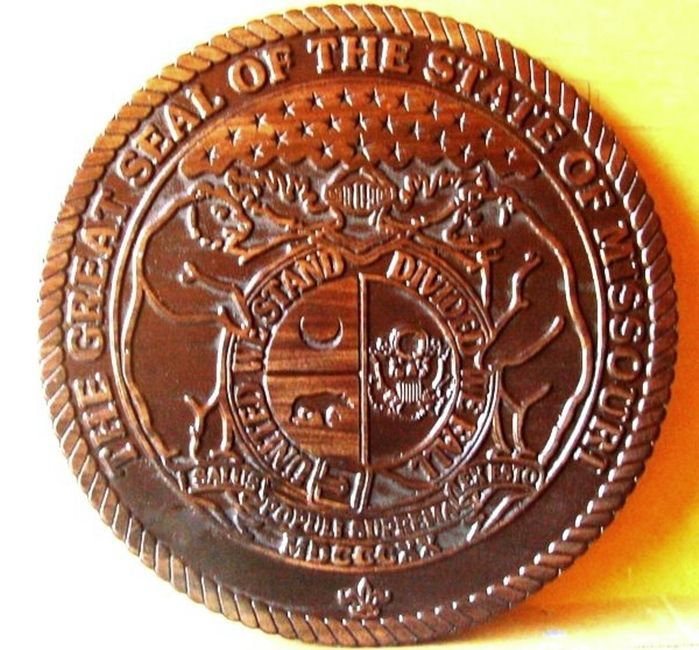 W32301 –Carved 2.5-D Redwood Seal of the State of Missouri
