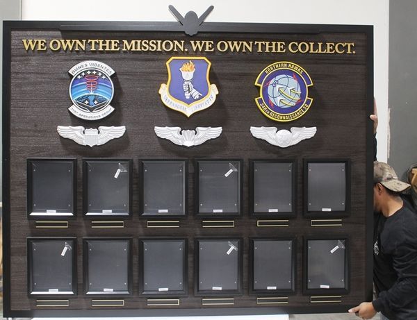 Chain-of-command and military leadership boards and plaques