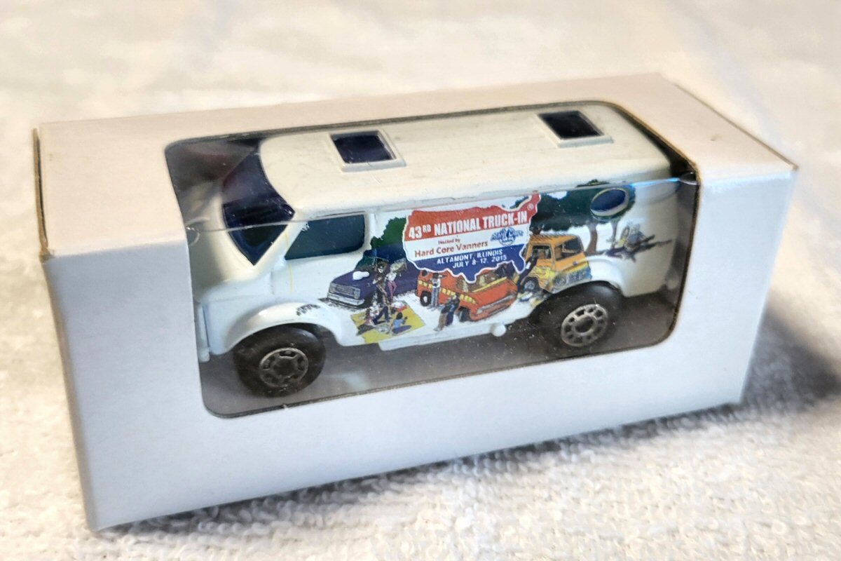 43rd Nationals Souvenir Van - 1:64 scale