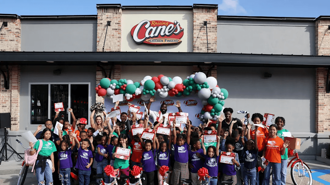 Saints' Demario Davis and Raising Cane's Partner to Surprise Boys & Girls Club