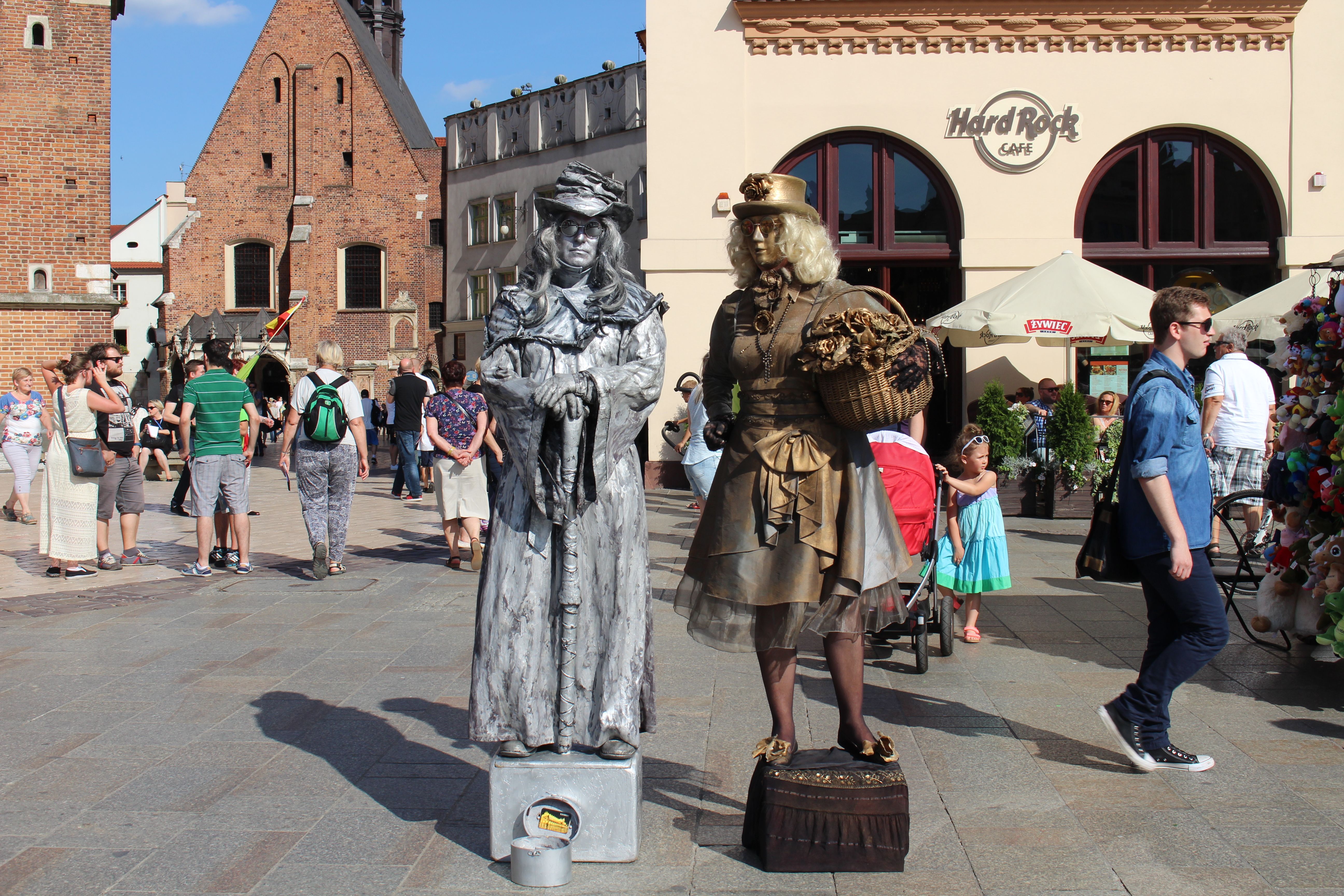 Living Statues on the Square in Kraków